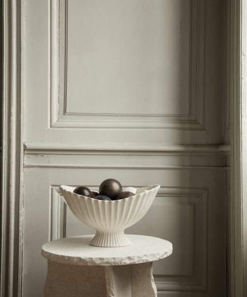 fermLIVING-AW21-MineralSculpturalTable-FountainCentrepiece-image-2